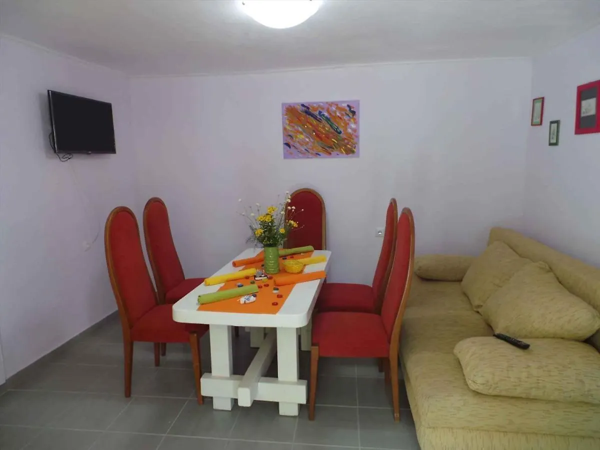 4-Bedroom Holiday Home In Grizane/Crikvenica Riviera 15315
